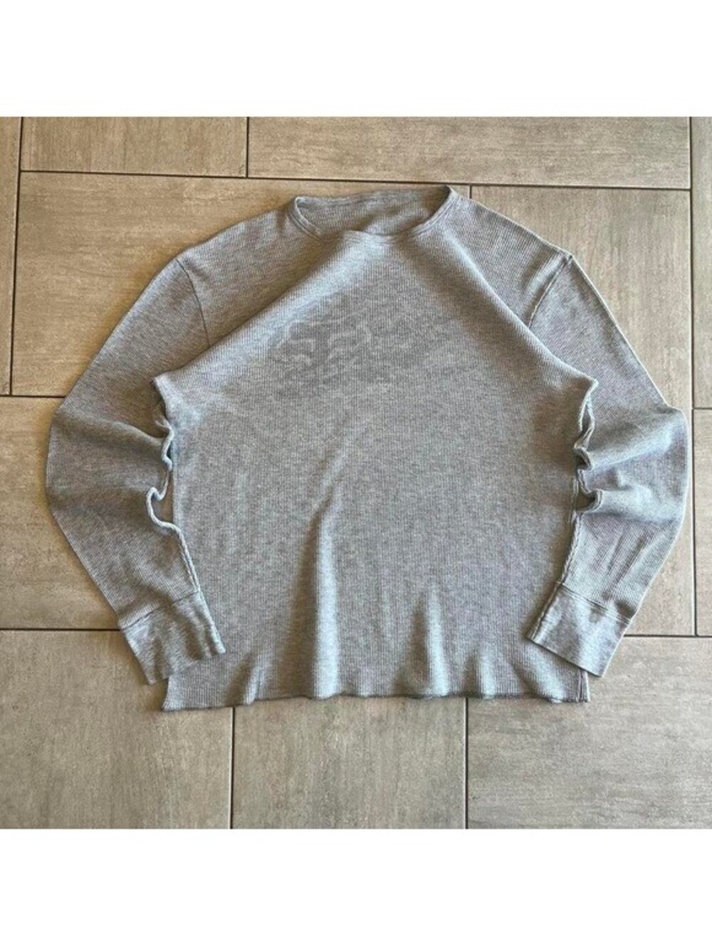 Y2K grey faded fox thermal